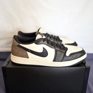 AUTHENTIC Jordan 1 Retro Low OG Mocha Size 13 CZ0790-102 2024 VNDS